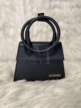JACQUEMUS BAG LE CHIQUITO