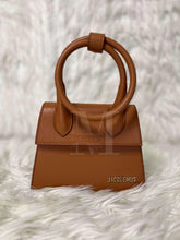 JACQUEMUS BAG LE CHIQUITO