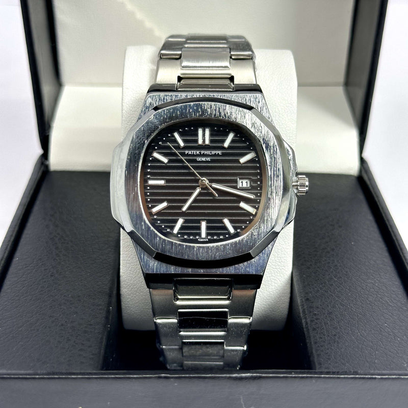Patek Philippe Nautilus Black Dial 40mm