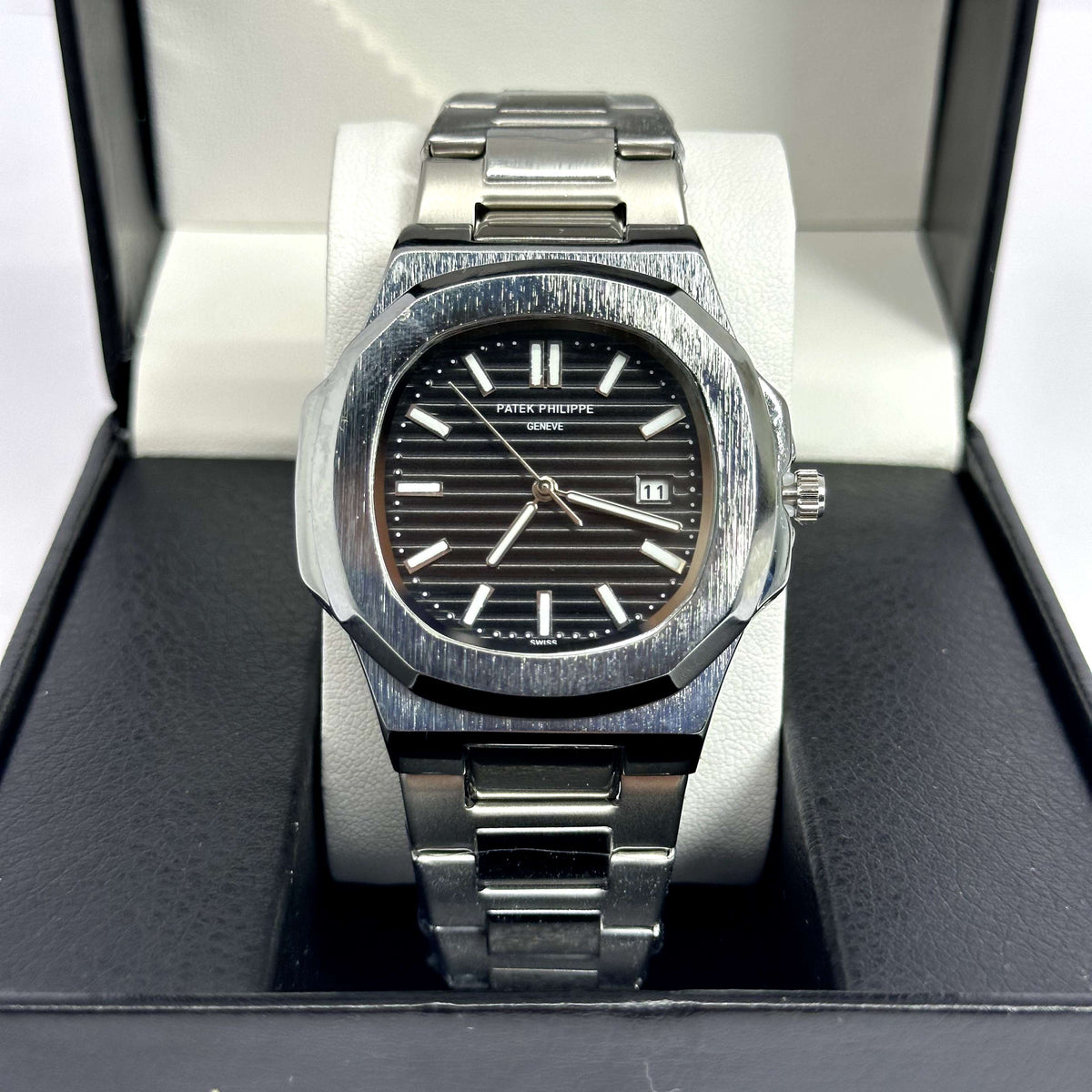 Patek Philippe Nautilus Black Dial 40mm